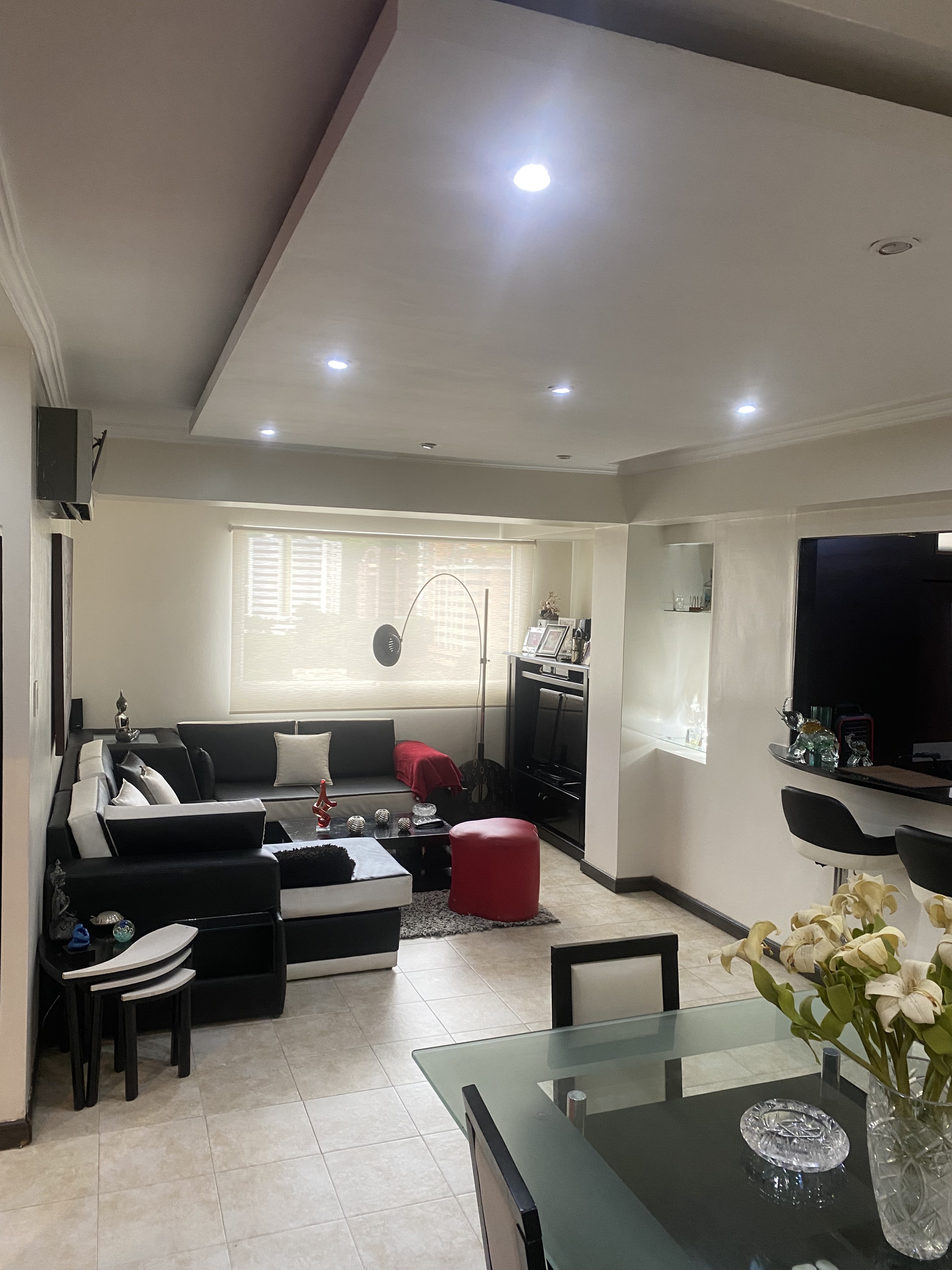 Apartamento, Remodelado, amoblado - 4